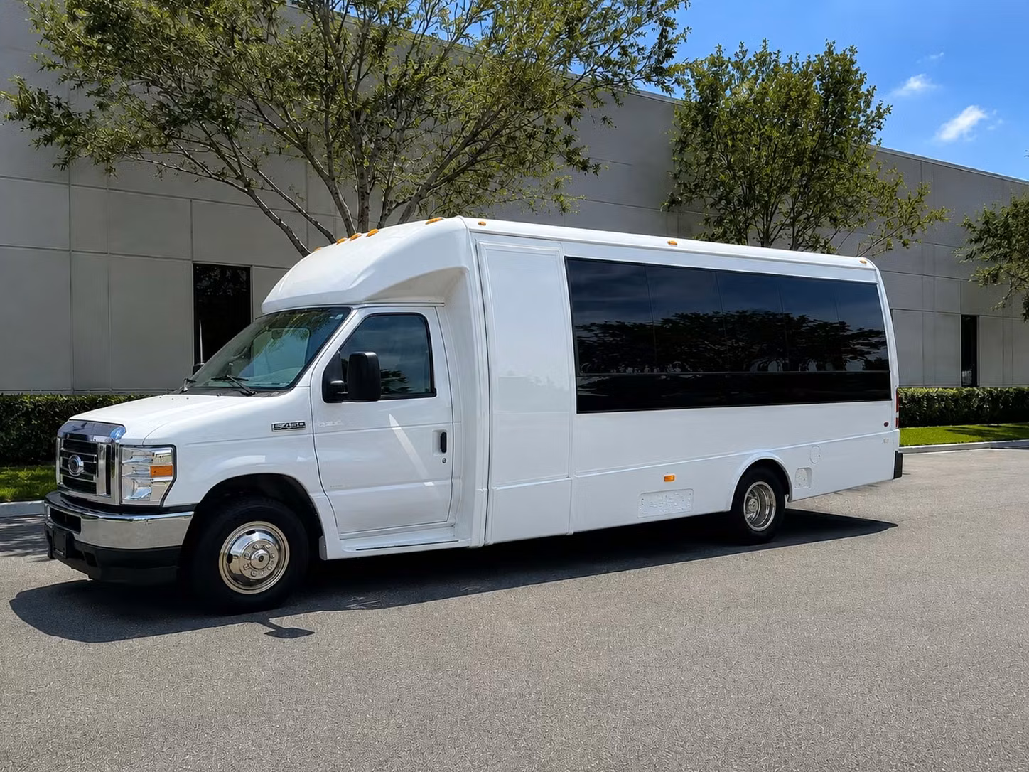 20 passenger minibus