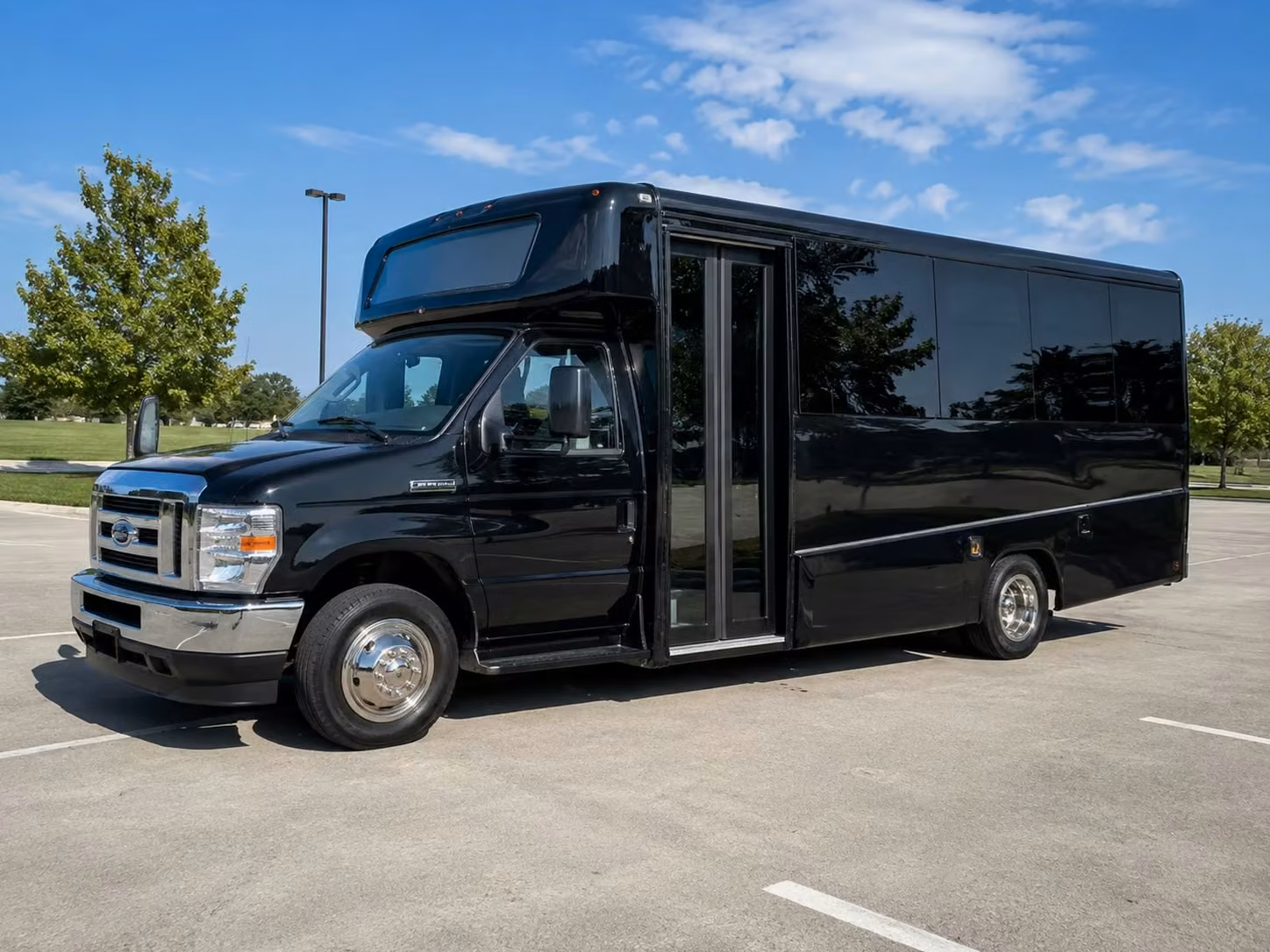baton rouge 20 passenger minibus rental