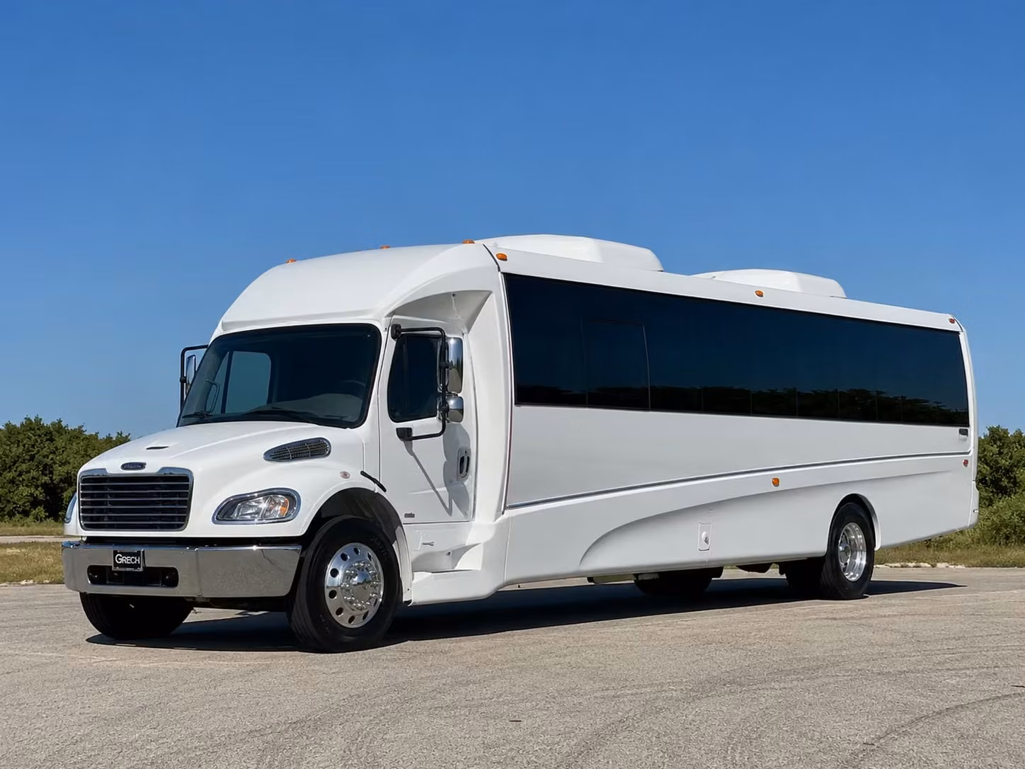 booking a party bus for tailgates and pregame celebrations in baton rouge
